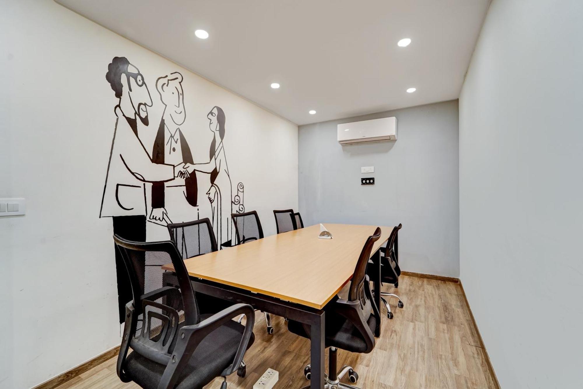 Super Townhouse Four Season Otel Coimbatore Dış mekan fotoğraf